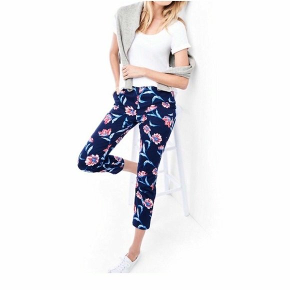NEW LANDS END MID RISE STRAIGHT LEG CHINO CROP PANTS DEEP SEA FLORAL 12 - Picture 1 of 6